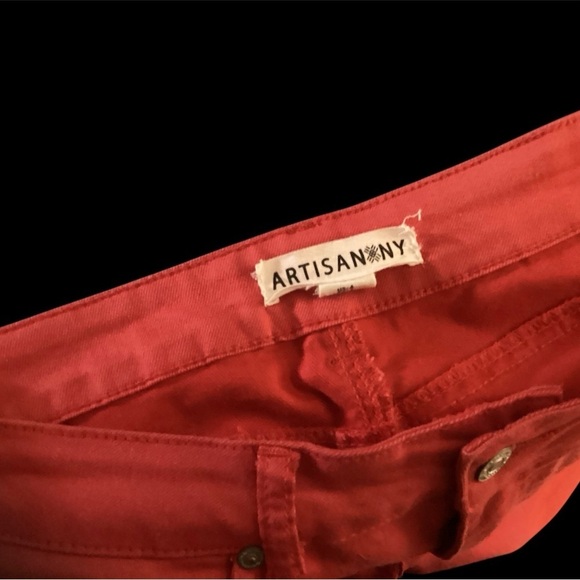 ARTISAN NY RED DENIM SIZE 4 STRAIGHT LEG WITH 24” INSEAM GENTLY WORN - Picture 3 of 3